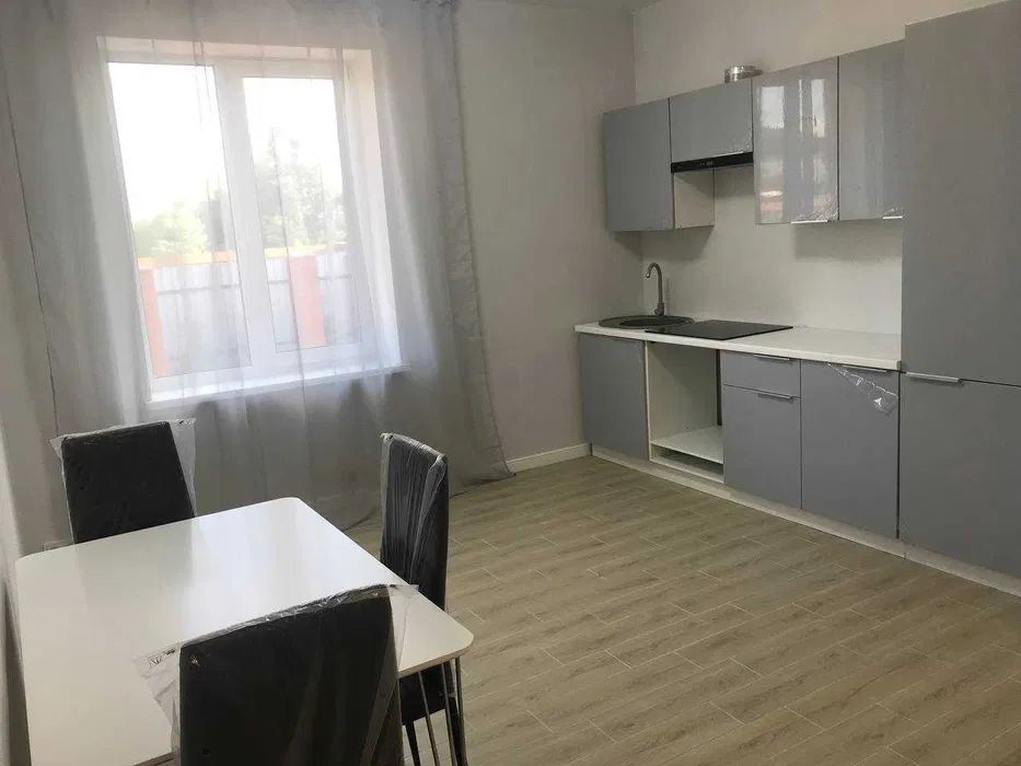 Продаж будинку. Київ. Київська область-1